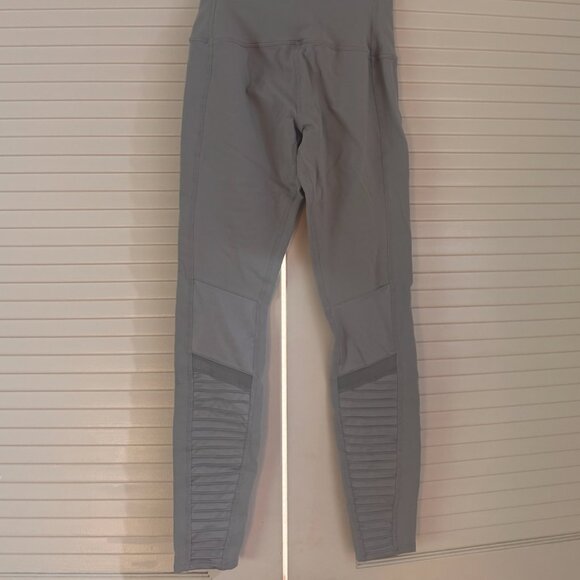 Alo Yoga Womens High Waist Moto Legging Fitted - Picture 4 of 5